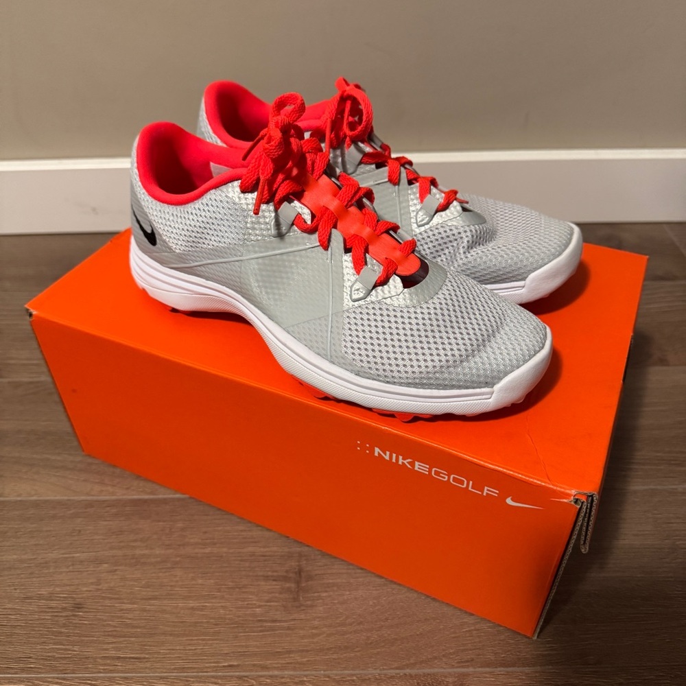 NIKE GOLF • WOMEN’S LUNAR SUMMERLITE GOLF SHOES